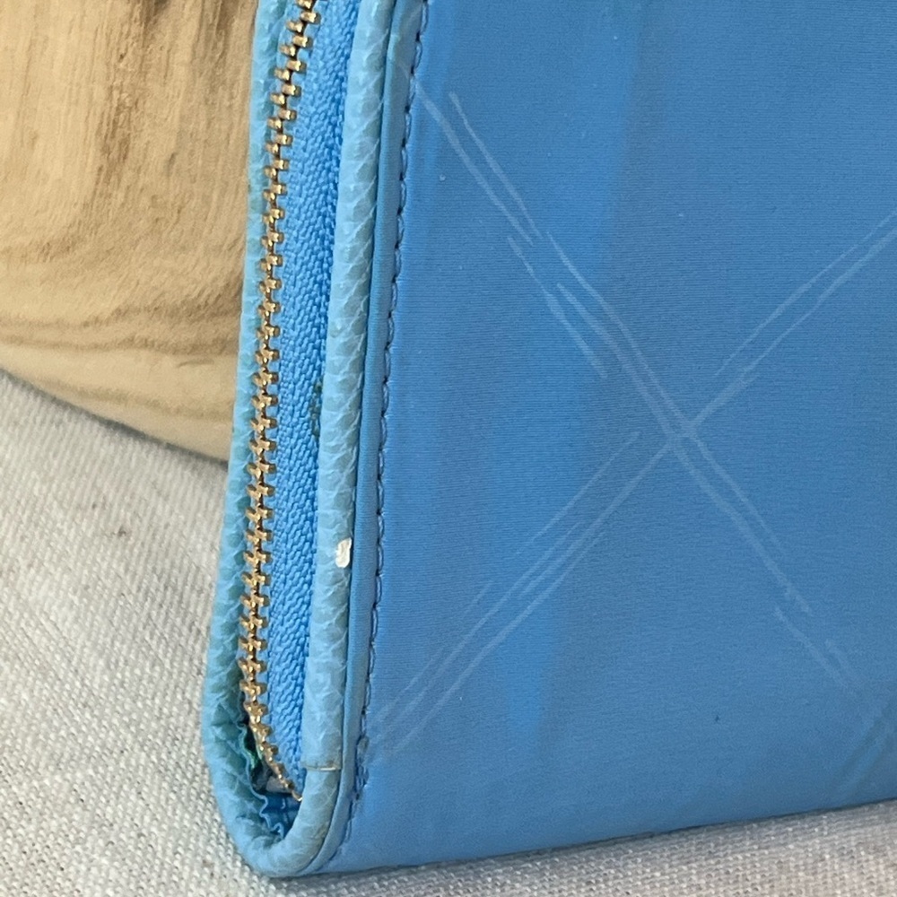 Vera Bradley Sky Blue Wallet - Picture 4 of 9